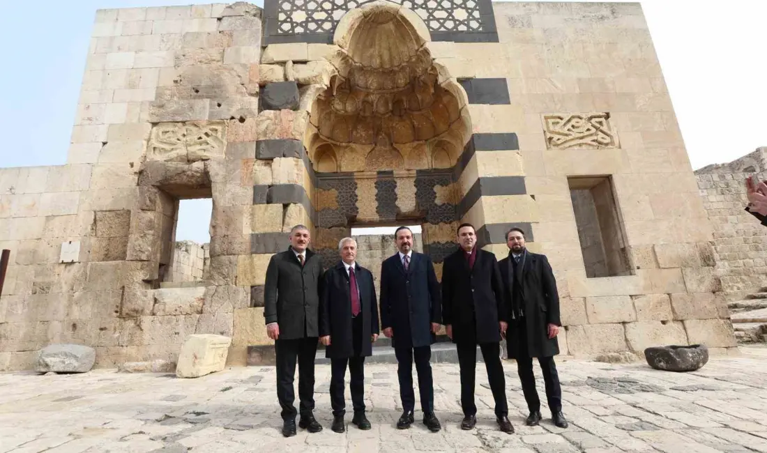 Gaziantep’in Şahinbey Belediye Başkanı Mehmet Tahmazoğlu ve beraberindeki heyet, Halep
