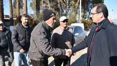 Manisa’nın Salihli ilçe Kaymakamı Ali Güldoğan, ilçeye bağlı Emirhacılı ve