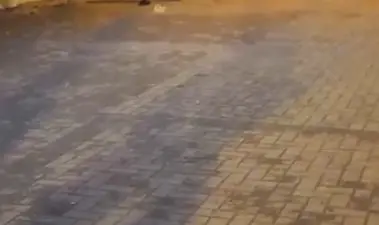 Bursa’nın Osmangazi ilçesinde 2 genç, sokak ortasındaki kavgada çakıyla birbirlerini