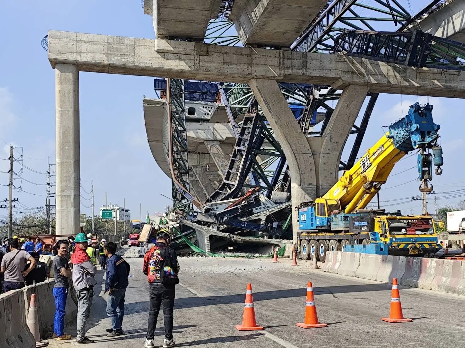Tayland’da dün meydana gelen vinç kazasının ardından bugün de başkent