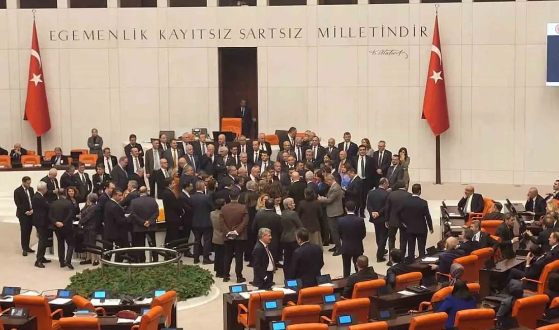 TBMM Genel Kurulunda yoklama sırasında salonda bulunmayan bir milletvekili adına