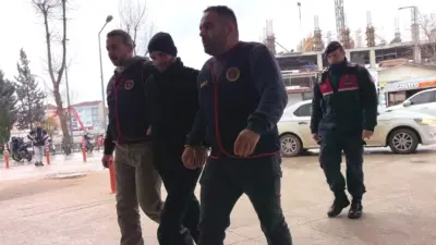 Bursa’nın İnegöl ilçesinde cezaevinden firar ederek tekel bayine tüfekle ateş