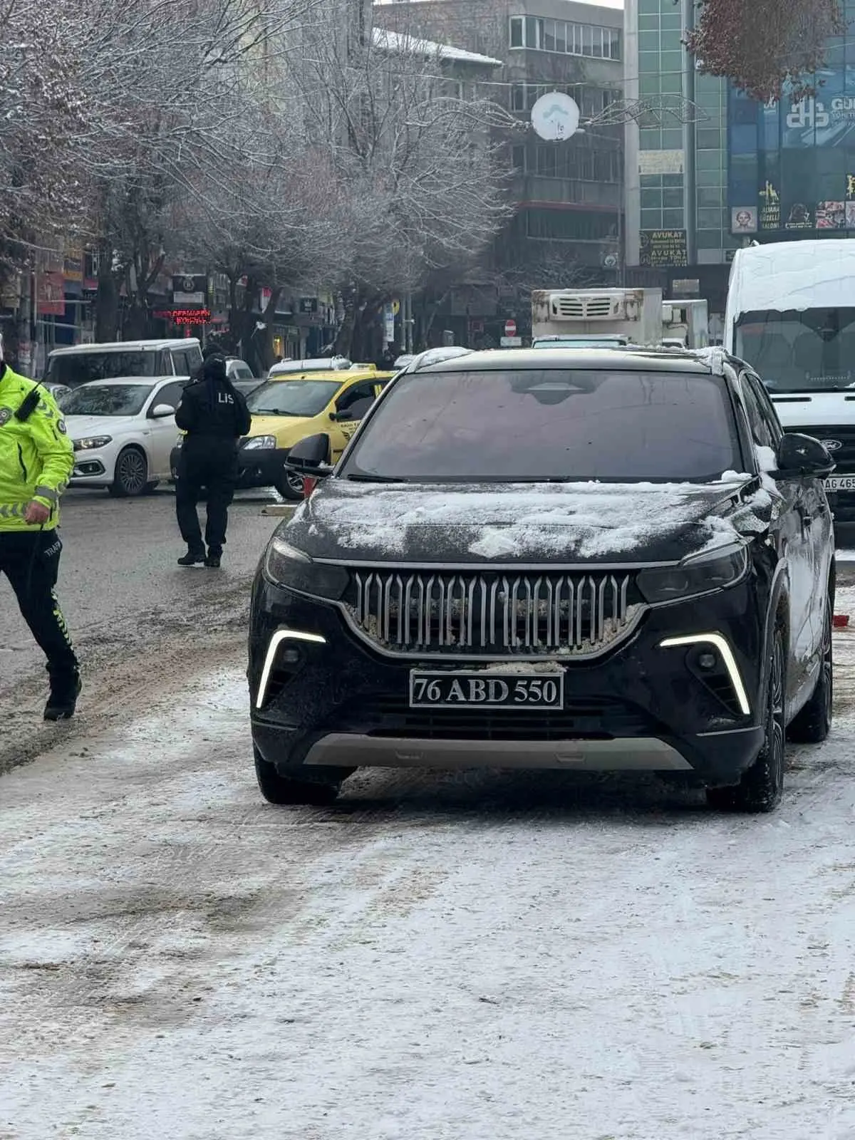 Tuzluca Belediye Başkanı Ahmet Sait Türkan’ın 76 ABD 550 plakalı