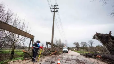 Meteoroloji Genel Müdürlüğü’nün uyarılarının ardından Marmara Bölgesi genelinde etkili olan