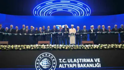 Ulaştırma ve Altyapı Bakanı Abdülkadir Uraloğlu, “2002’de 6 bin 101