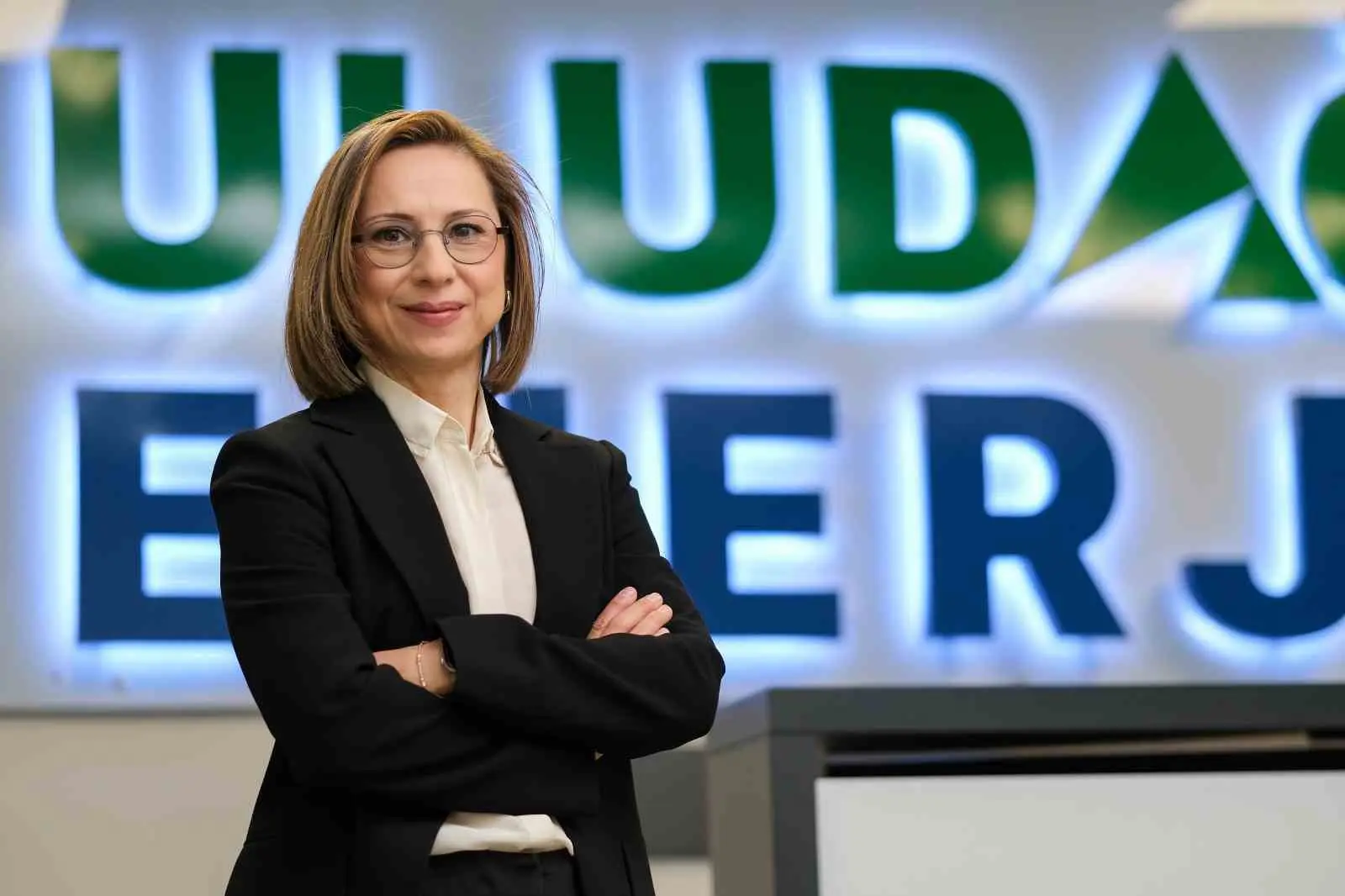 Uludağ Enerji, ilk sürdürülebilirlik raporunu yayınlayarak çevresel, sosyal ve yönetişimsel