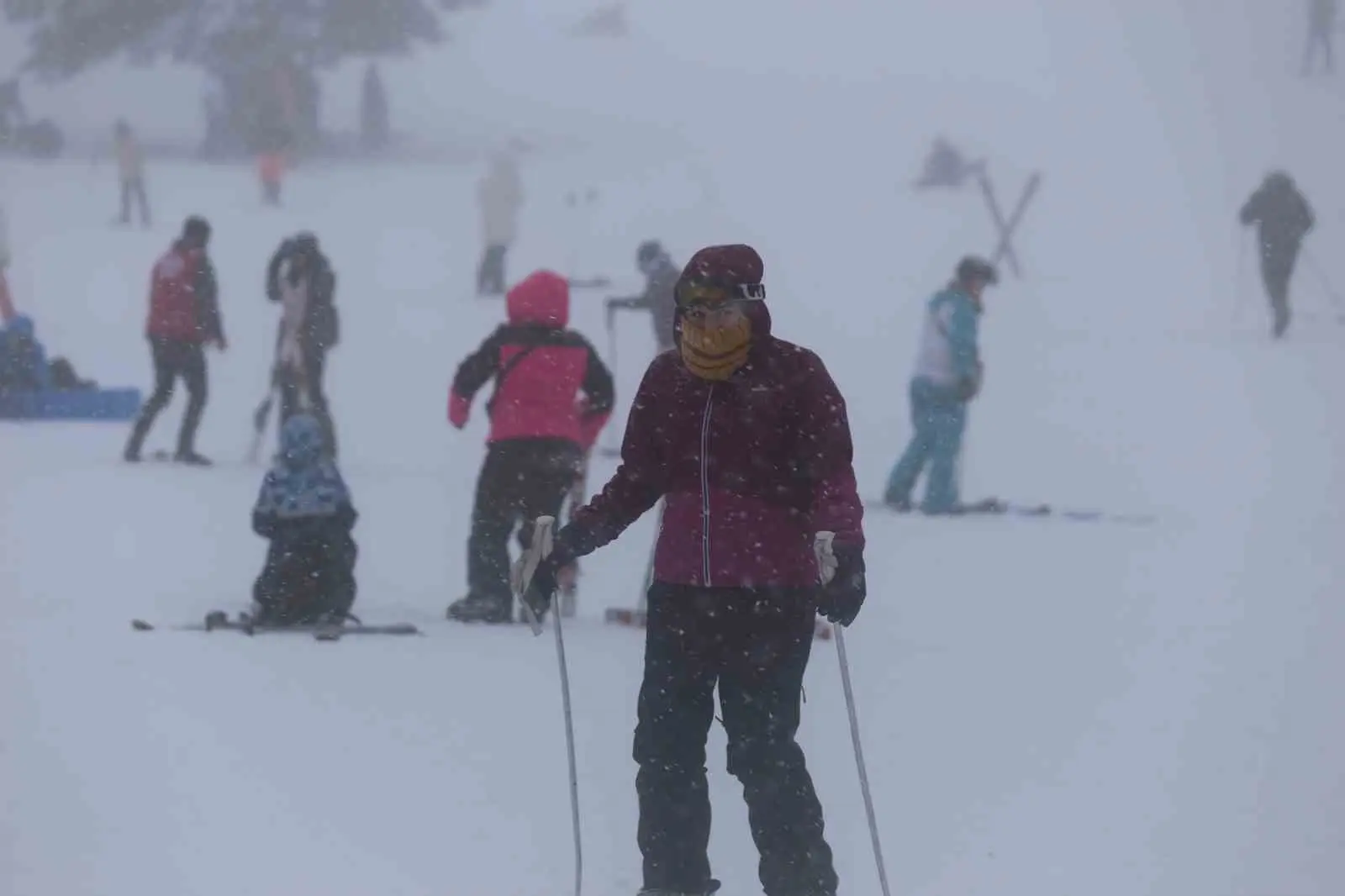 Türkiye’nin önemli kış turizmi merkezlerinden Uludağ’da sömestr tatilinin son günlerinde
