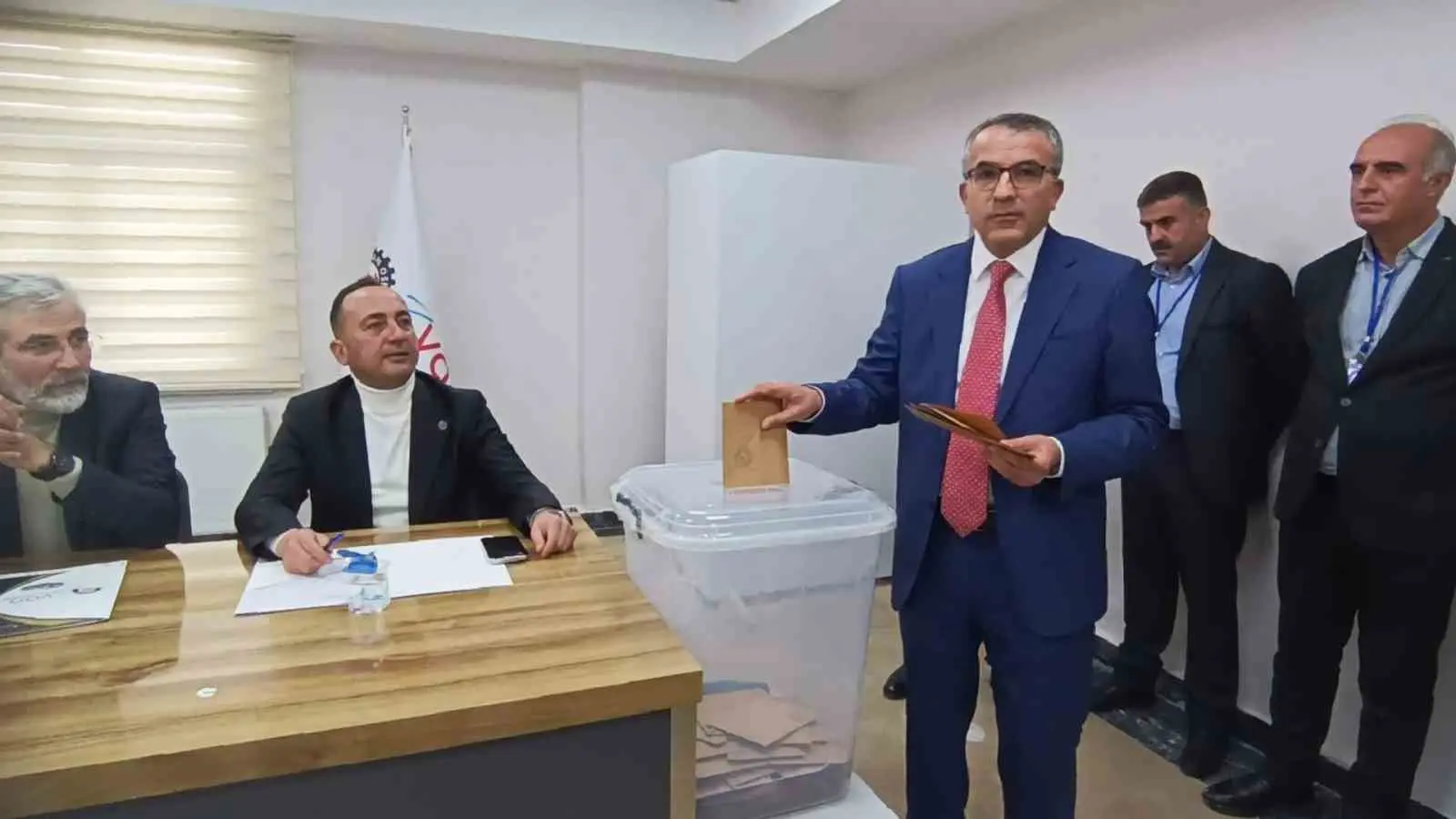 Van Organize Sanayi Bölgesi’nde (OSB) gerçekleştirilen başkanlık seçimleri sanayicilerin yoğun