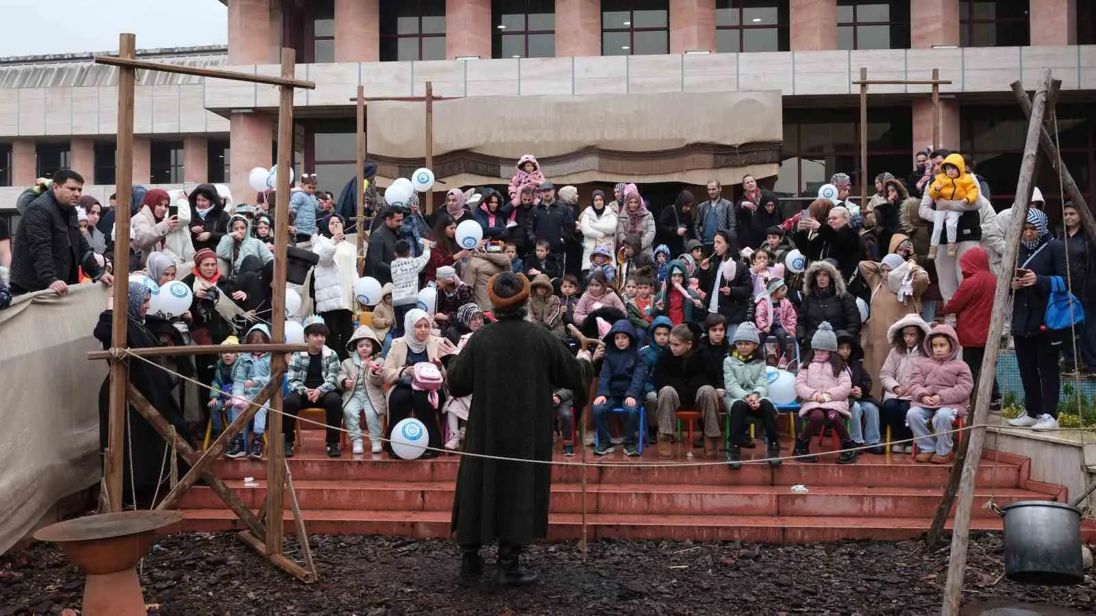 Yıldırım Belediyesi, ara yıl tatilinde de çocukları unutmadı. Yıldırım Belediyesi