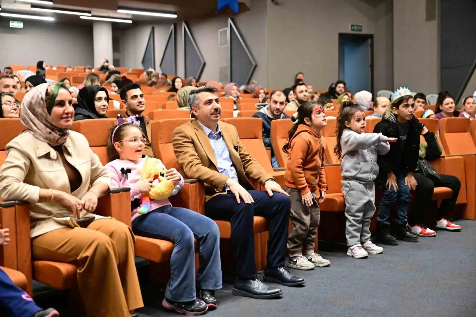 Spordan eğitime, kültürden sanata kadar hayata geçirdiği projelerle Yıldırım’ı gençler