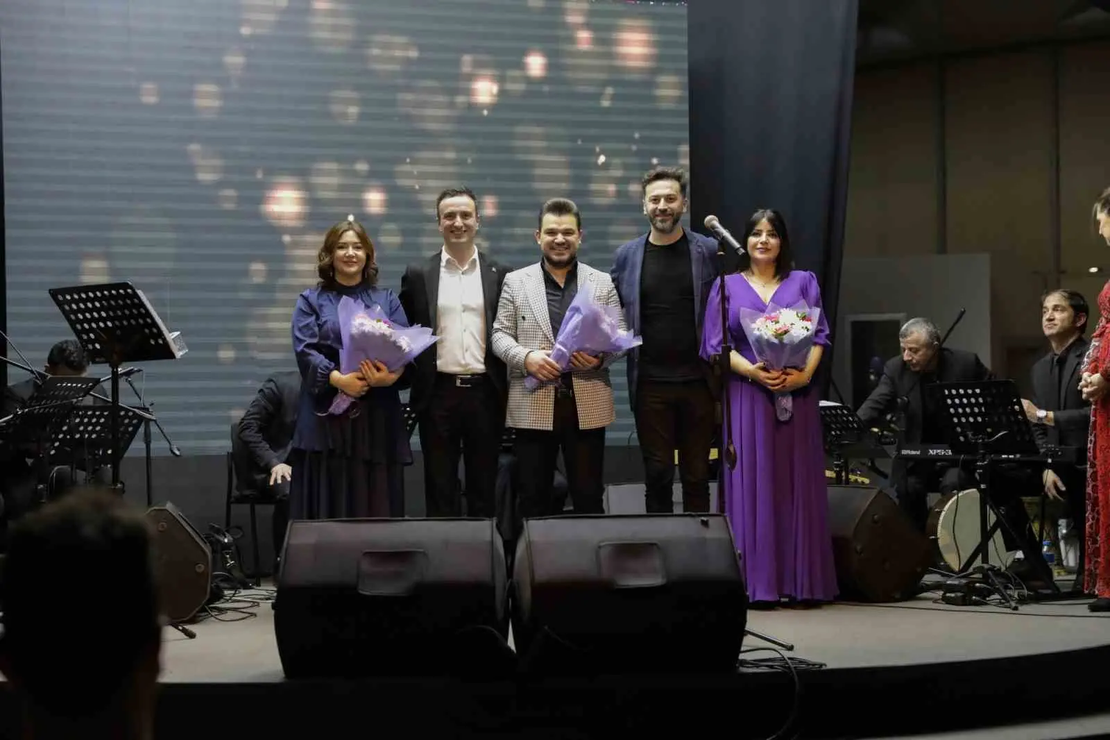 Bursa Büyükşehir Belediyesi Orkestra Şube Müdürlüğü tarafından düzenlenen ‘Yüreğimizdeki Ezgiler’