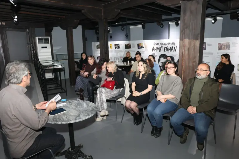 Nilüfer Belediyesi, Türk şiirinin “Akdenizli” sesi Ahmet Erhan’ı, doğum gününde