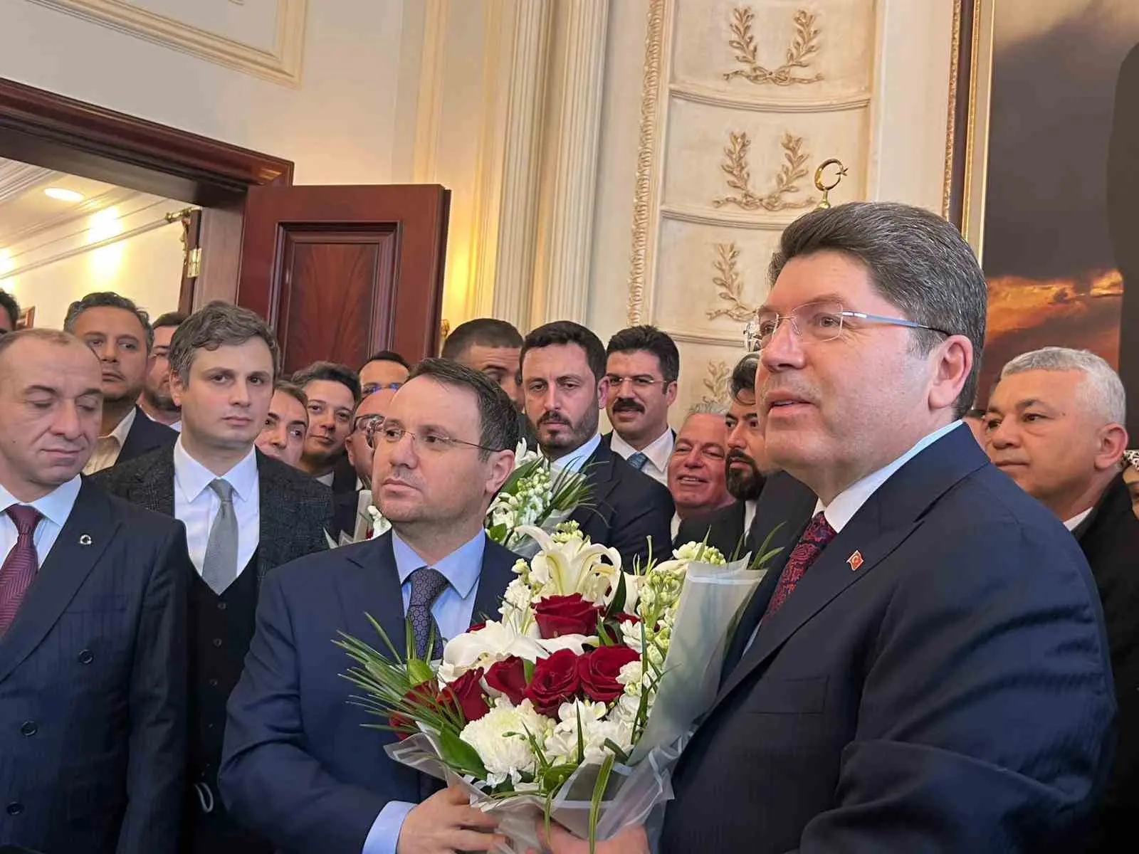 Adalet Bakanlığında devir teslim töreni düzenlendi. Yılmaz Tunç, görevi Adalet