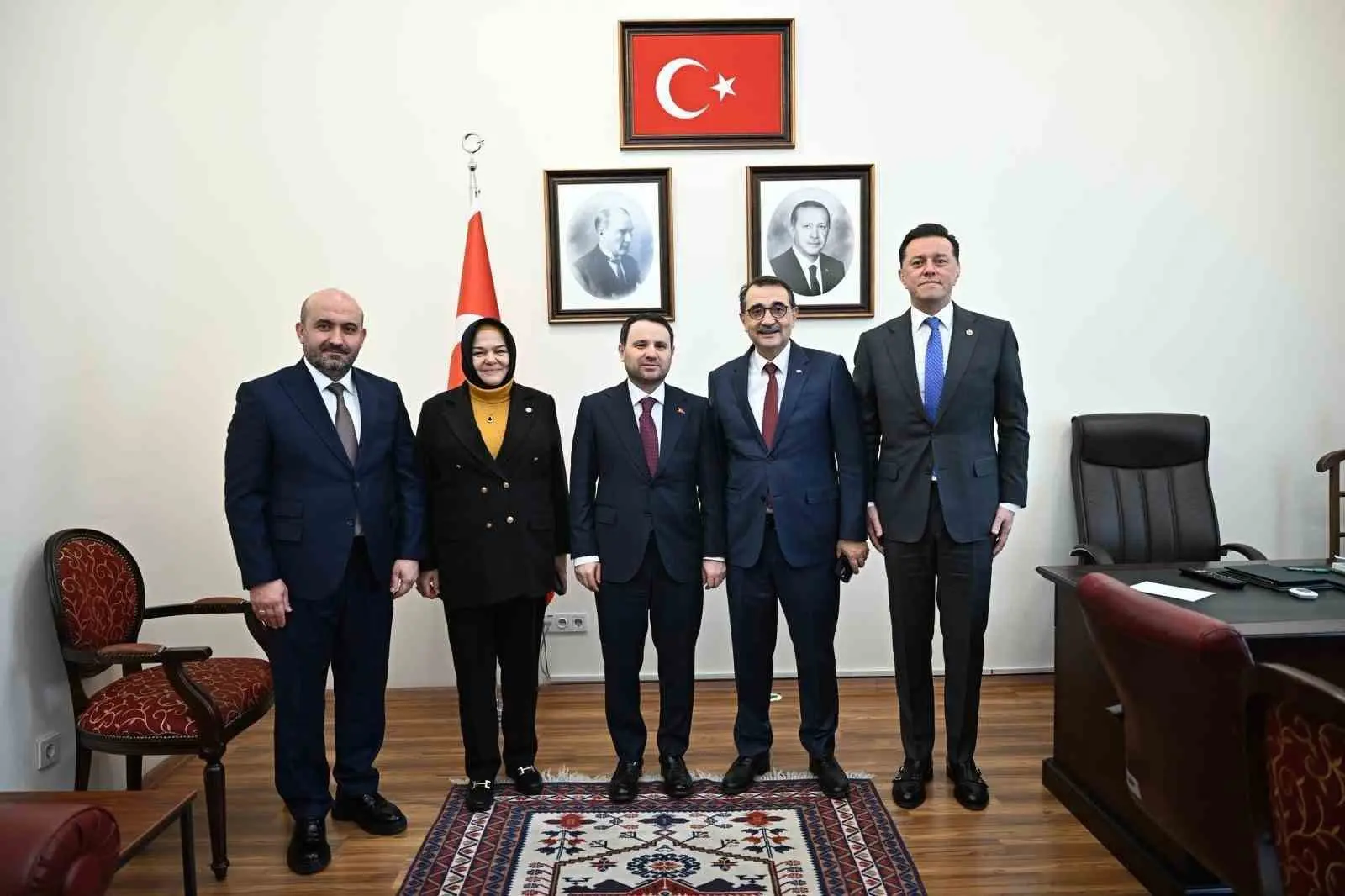 AK Parti Eskişehir Teşkilatı, Adalet Bakanı Akın Gürlek’e hayırlı olsun