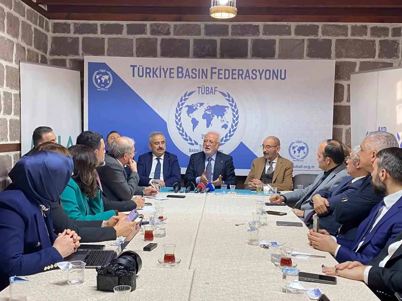 AK Parti Genel Başkan Vekili Mustafa Elitaş, genel ve yerel