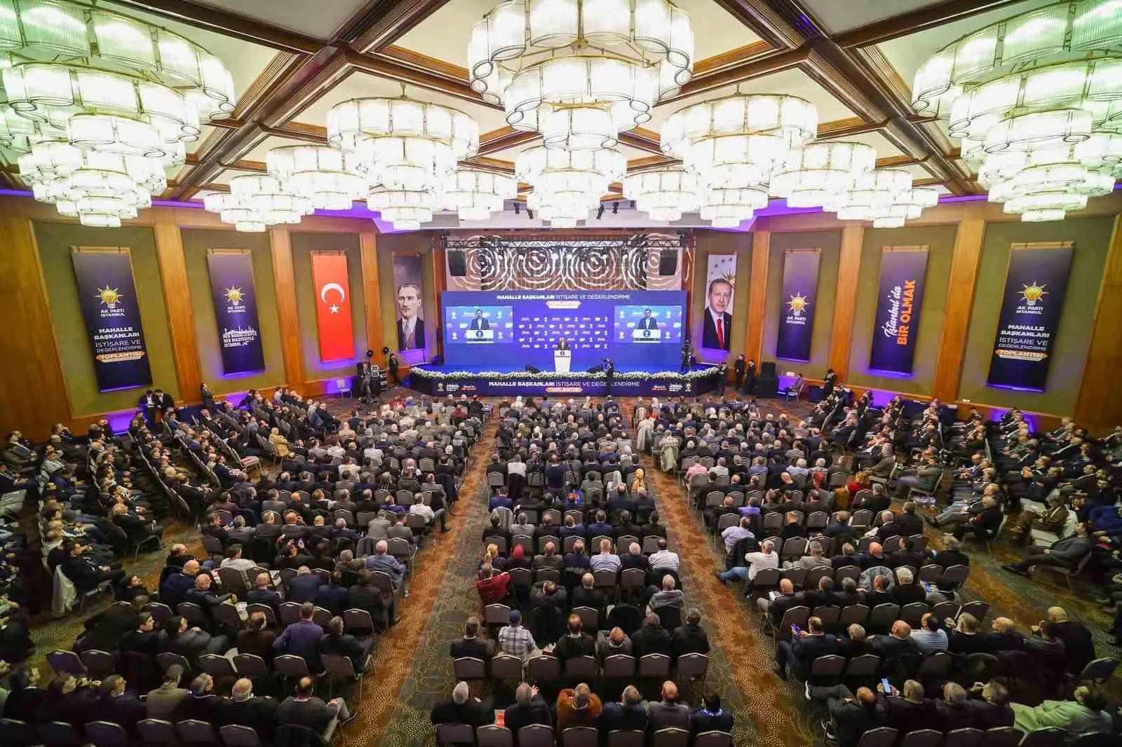 AK Parti İstanbul İl Başkanlığı tarafından düzenlenen Mahalle Başkanları İstişare