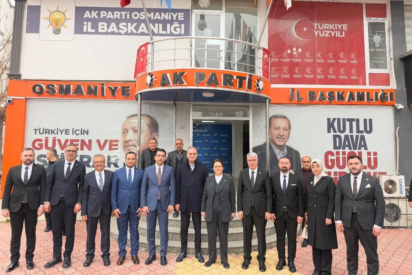 AK Parti Genel Başkan Yardımcısı ve Parti Sözcüsü Ömer Çelik,