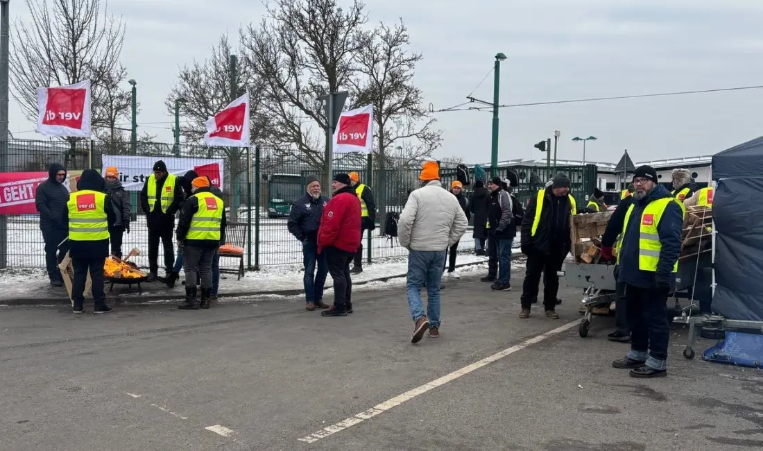 Almanya’da toplu taşıma sektöründe çalışan 100 bin işçinin çalışma şartlarının