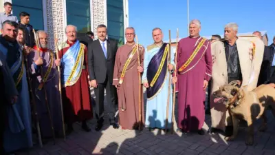 İçişleri Bakanı Mustafa Çiftçi, Kahramanmaraş’ın Afşin ilçesinde esnaflarla bir araya