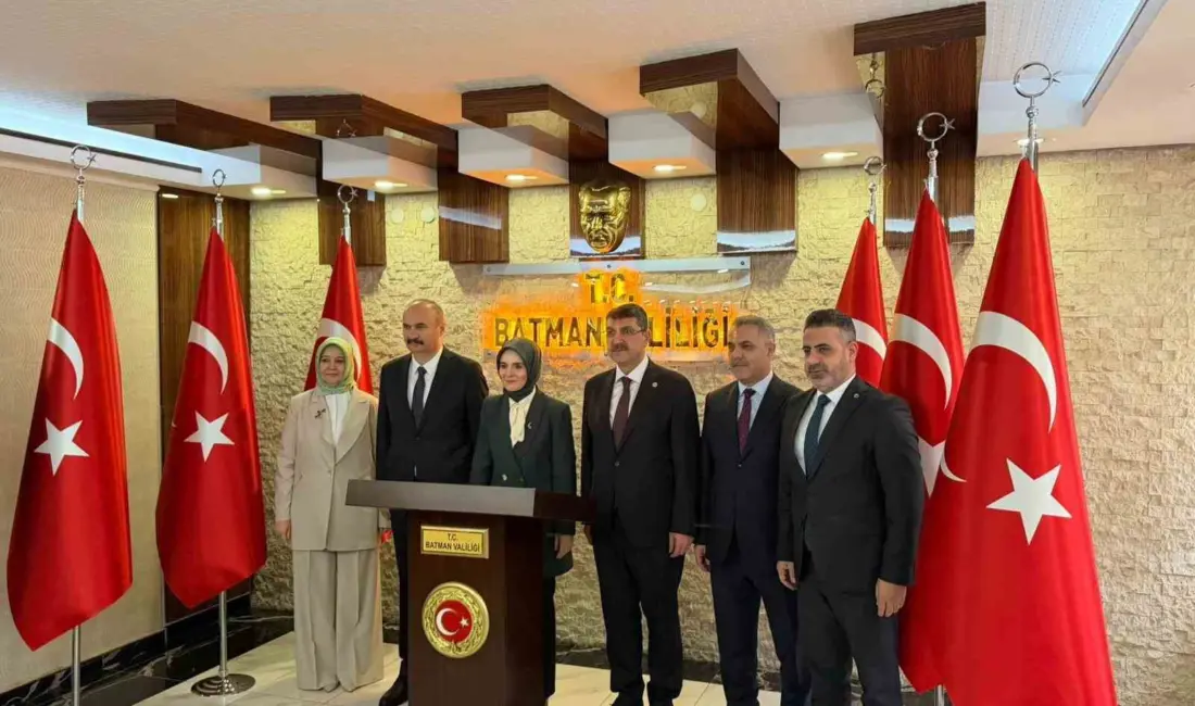 Aile ve Sosyal Hizmetler Bakanı Mahinur Özdemir Göktaş, bir dizi