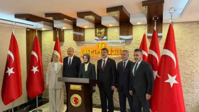 Aile ve Sosyal Hizmetler Bakanı Mahinur Özdemir Göktaş, bir dizi