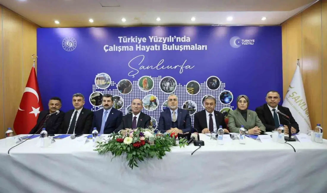 Çalışma ve Sosyal Güvenlik Bakanı Vedat Işıkhan, Şanlıurfa’da iş adamlarıyla