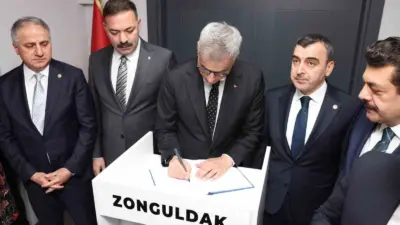 Zonguldak programı kapsamında AK Parti İl Başkanlığı’nı ziyaret eden Sağlık