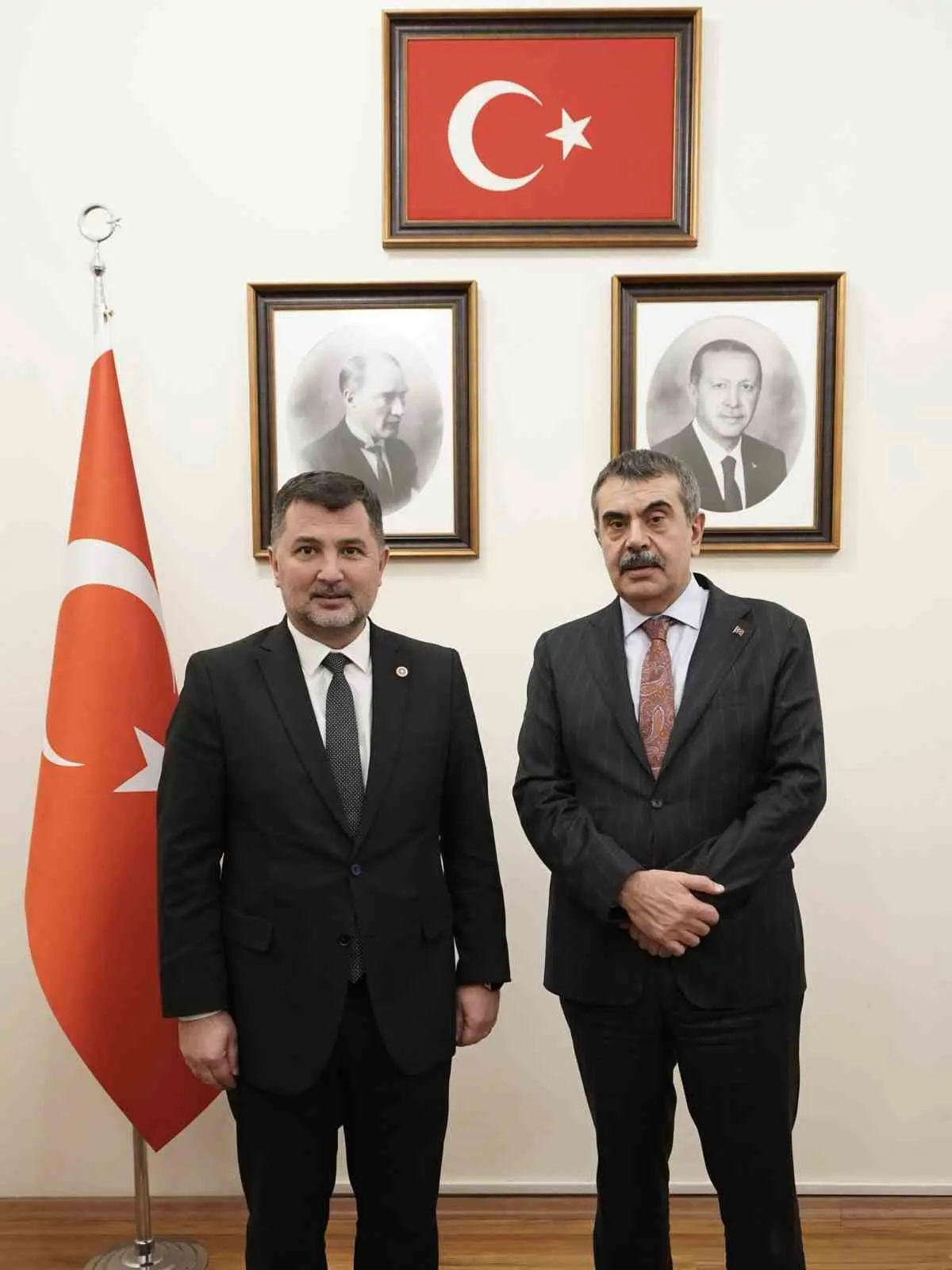 DÜZCE (İHA) – Türkiye Büyük Millet Meclisinde nöbetçi olan Milli