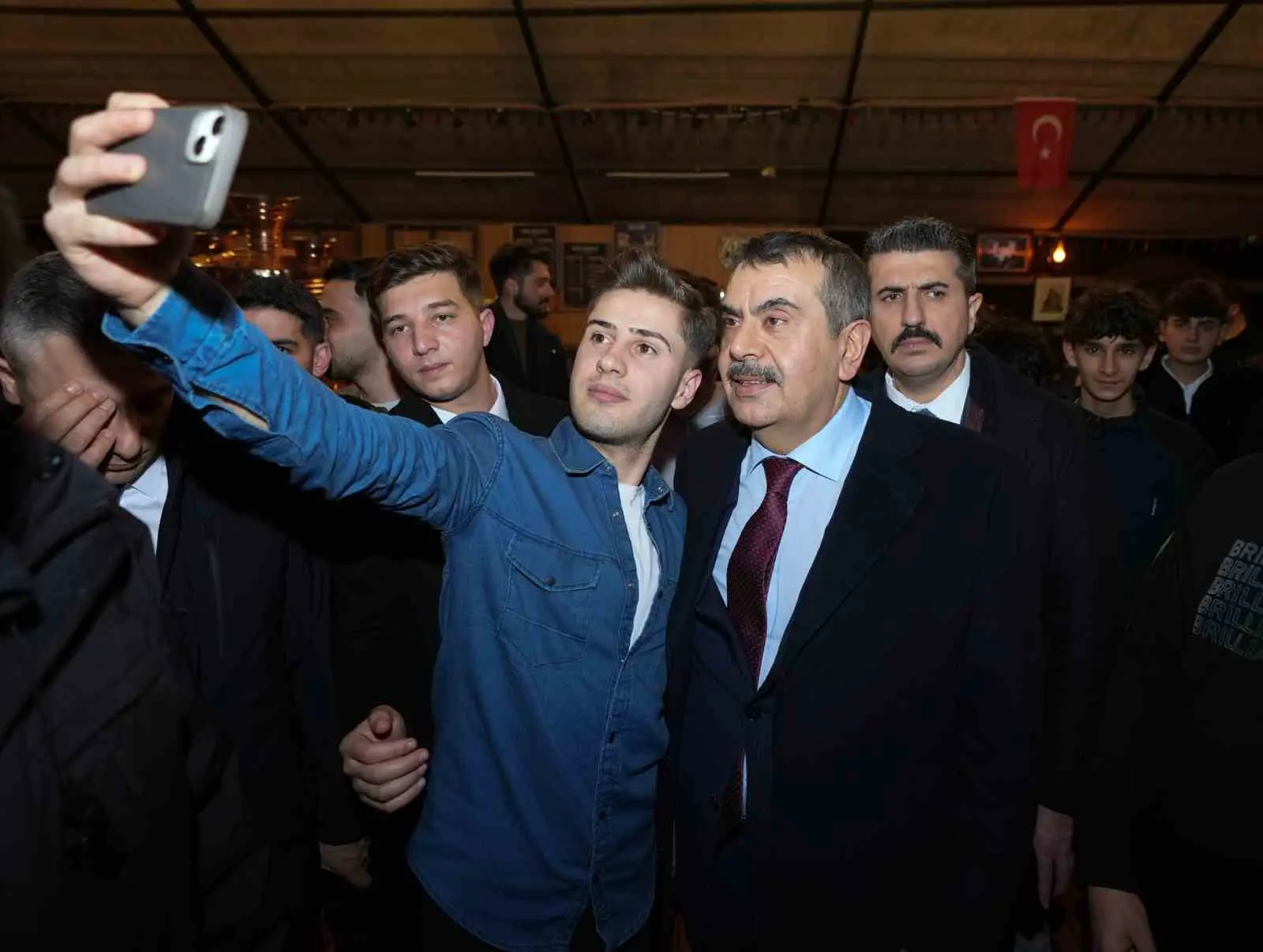 Milli Eğitim Bakanı Yusuf Tekin, Erzurum programı çerçevesinde, kent merkezinde