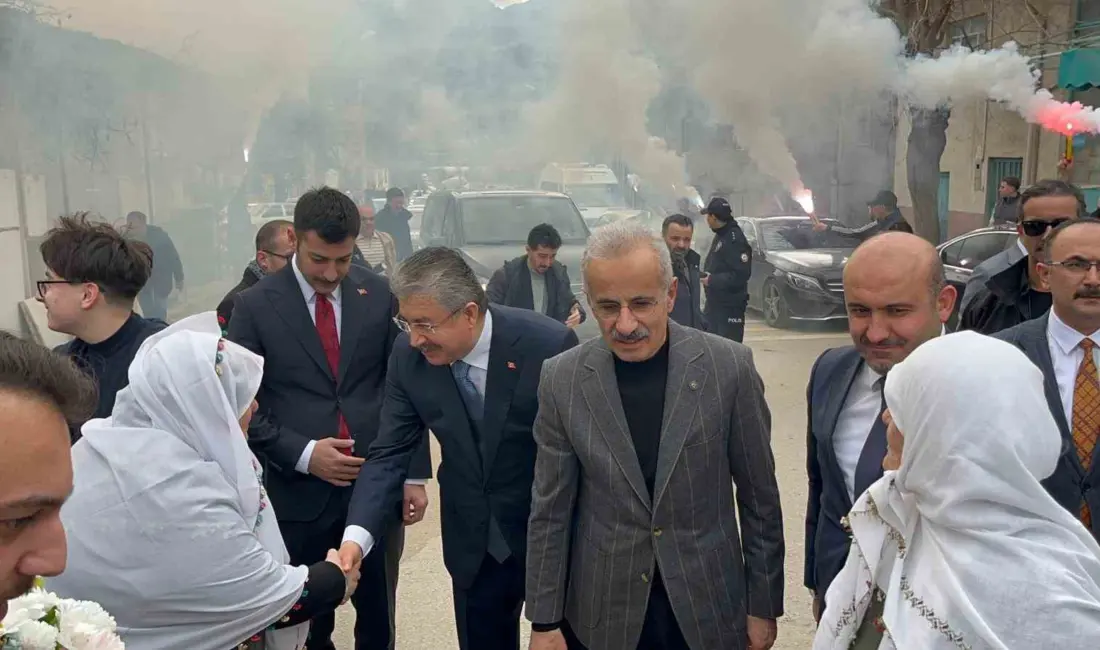 Eskişehir’e gelen Ulaştırma ve Altyapı Bakanı Abdulkadir Uraloğlu, İYİ Partili