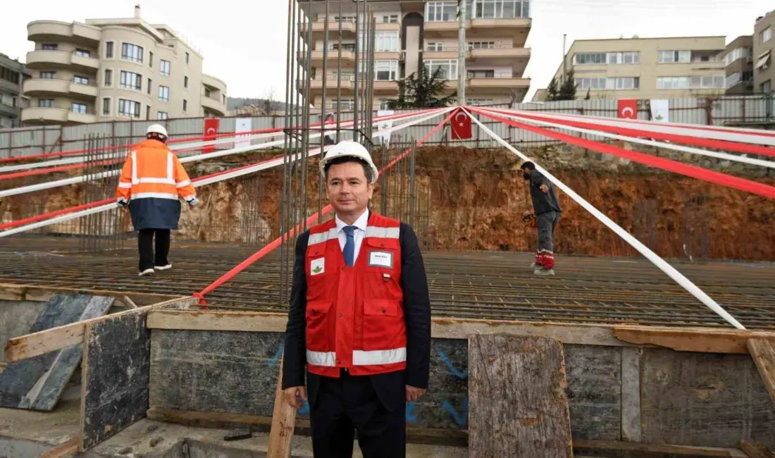 Göreve geldiği günden bu yana ilçeyi sosyal yatırımlarla buluşturan Osmangazi