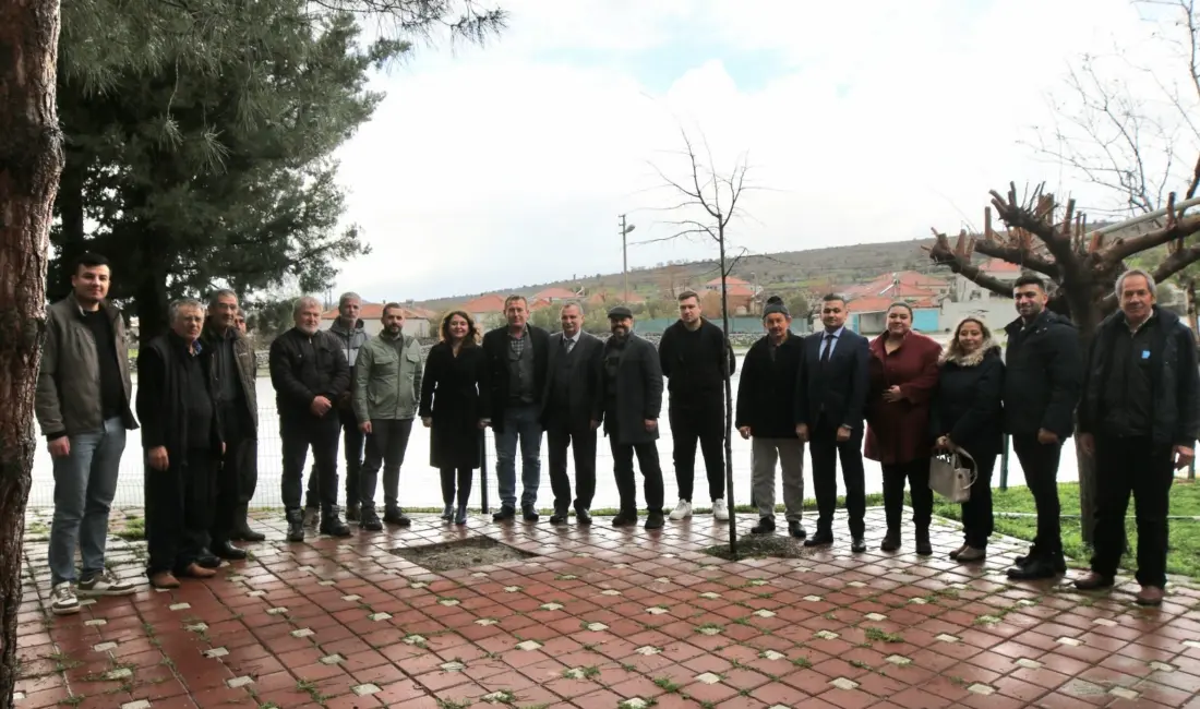 Yunusemre Belediye Başkanı Semih Balaban, mahalle ziyaretleri kapsamında Kışlaköy Mahallesi’ni