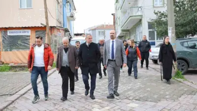 Yunusemre Belediye Başkanı Semih Balaban, mahalle ziyaretleri kapsamında Üçpınar Mahallesi
