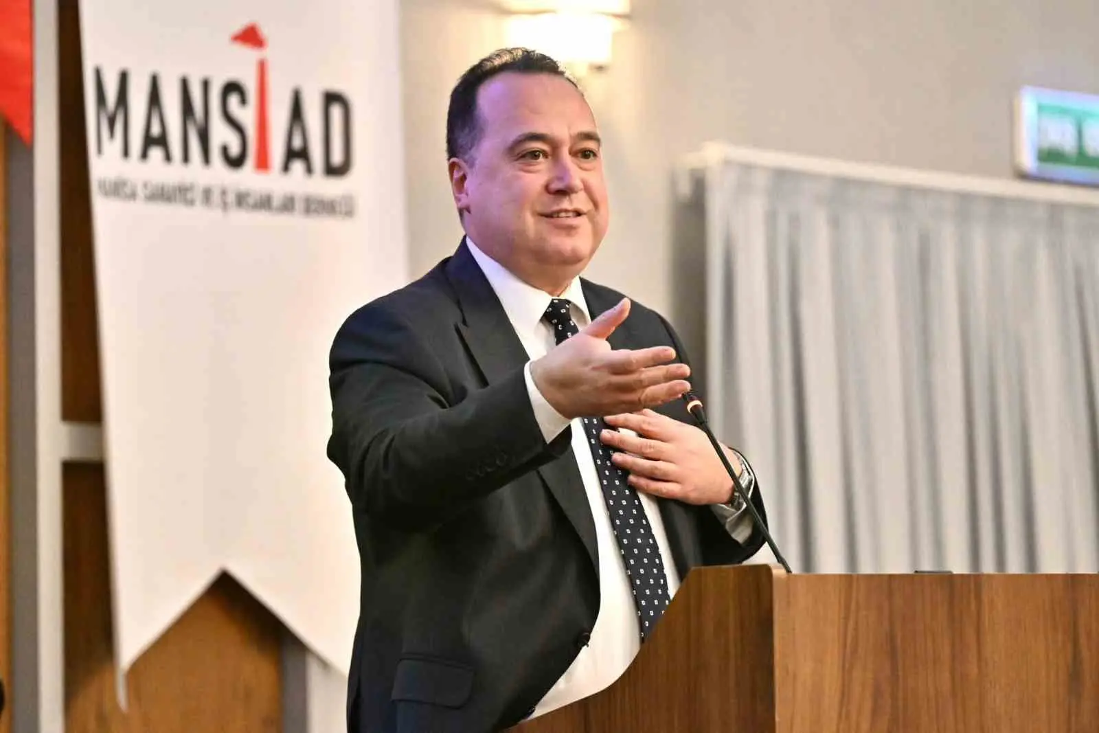 Manisa Büyükşehir Belediye Başkanı Besim Dutlulu, Manisa Sanayici ve İş