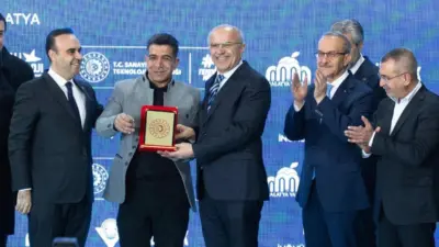 Malatya Büyükşehir Belediye Başkanı Sami Er, deprem sonrası yeniden inşa