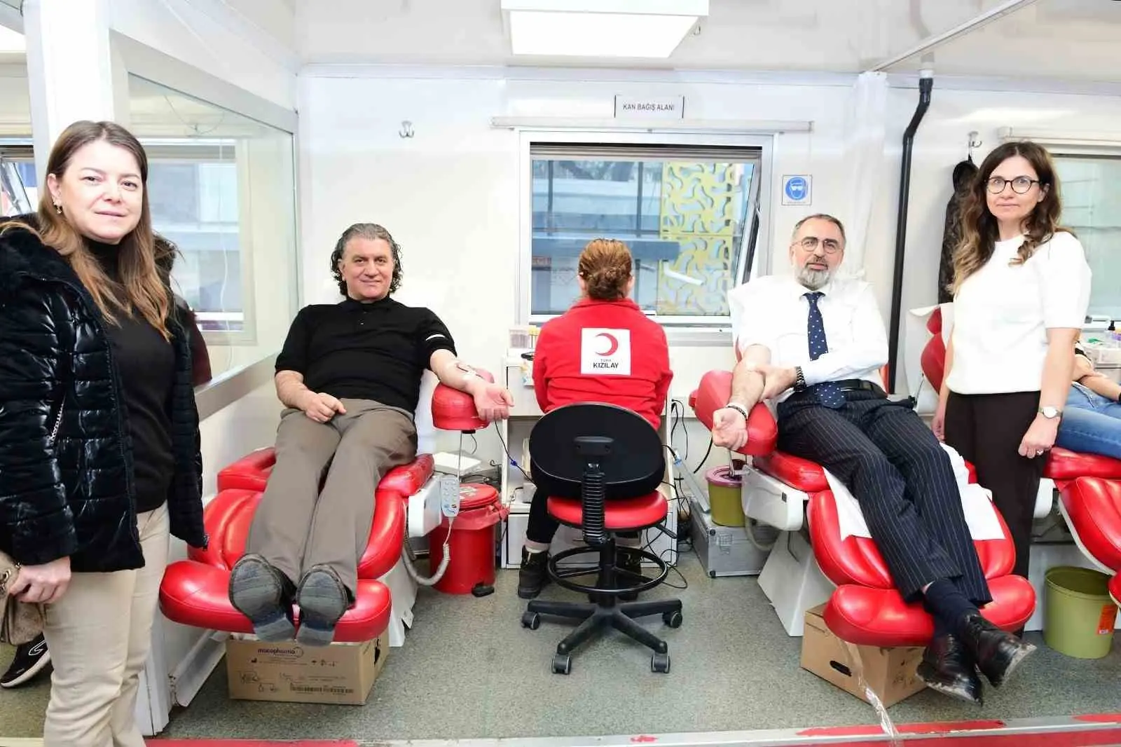 Kestel Belediye Başkanı Ferhat Erol, Ramazan ayı öncesinde kan bağışının