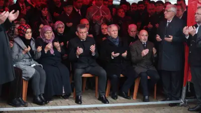 Bursa Büyükşehir Belediye Başkanı Mustafa Bozbey, Cumhuriyet Halk Partisi tarafından