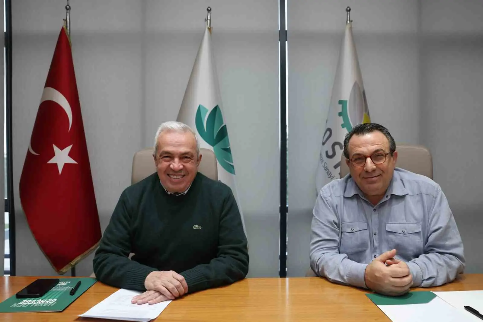 Nilüfer Belediye Başkanı Şadi Özdemir, ilçedeki organize sanayi bölgeleri (OSB)