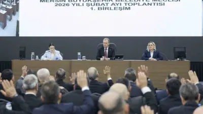 Mersin Büyükşehir Belediye Başkanı Vahap Seçer, Akdeniz ilçesi Çilek Mahallesi’nden