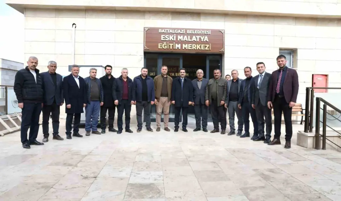 Battalgazi Belediye Başkanı Bayram Taşkın, Eski Malatya Meydan Çarşısı’nda esnaf
