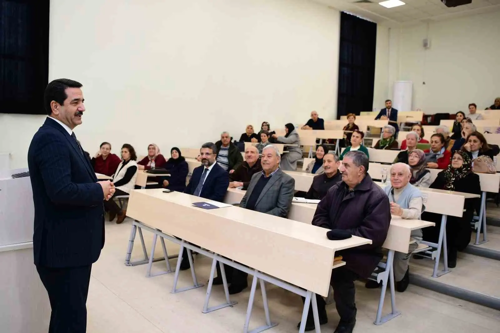 Battalgazi Belediye Başkanı Bayram Taşkın, Malatya Turgut Özal Üniversitesi’ni ziyaret