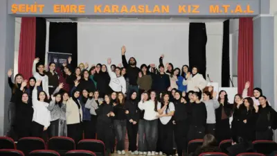 Bursa Büyükşehir Belediyesi’nin kız öğrencilerin bilim ve teknoloji alanlarına olan