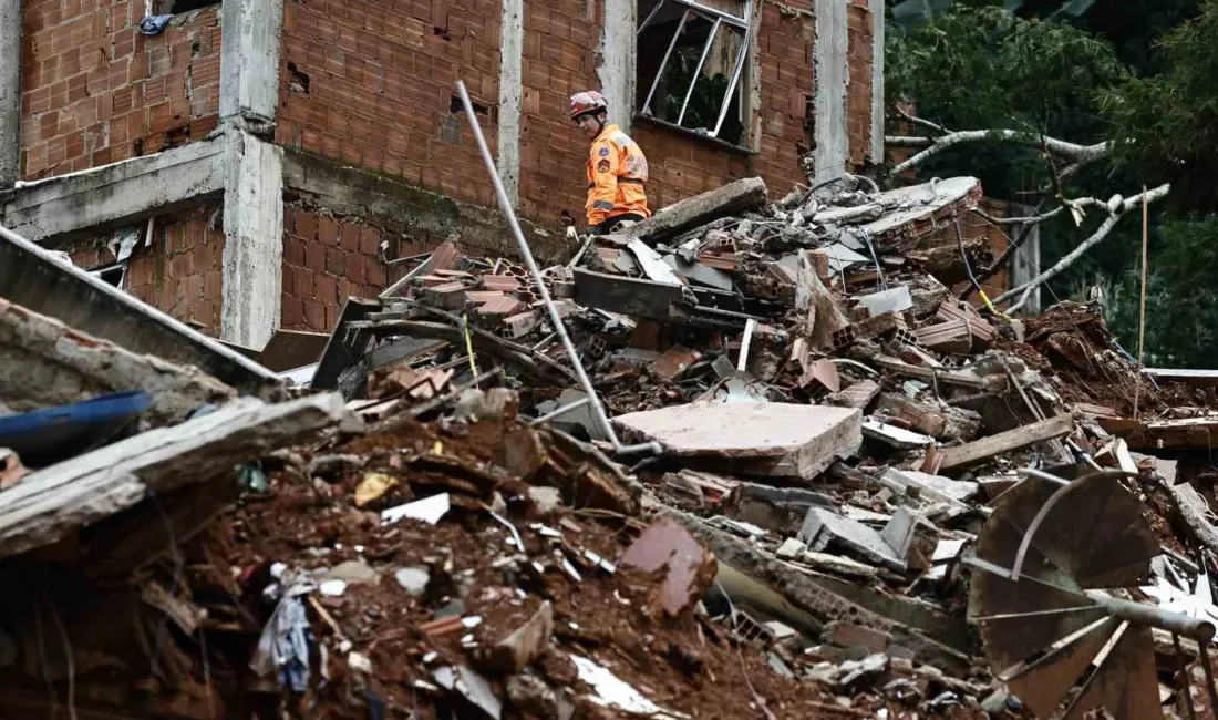 Brezilya’nın Minas Gerais eyaletinde şiddetli yağışların yol açtığı sel felaketinde