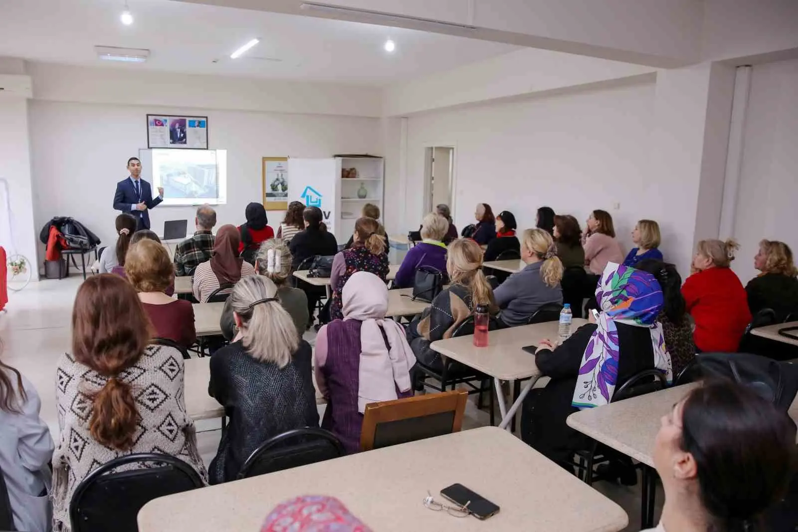 Bursa Büyükşehir Belediyesi Bursa Kent Akademisi kursiyerleri, 14 Şubat Sevgi