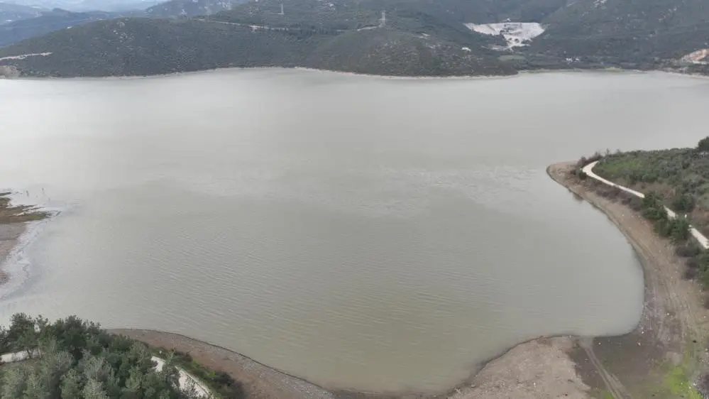 Bursa’nın dünyaca ünlü simge tarım ürünlerinden şeftali, armut ve siyah