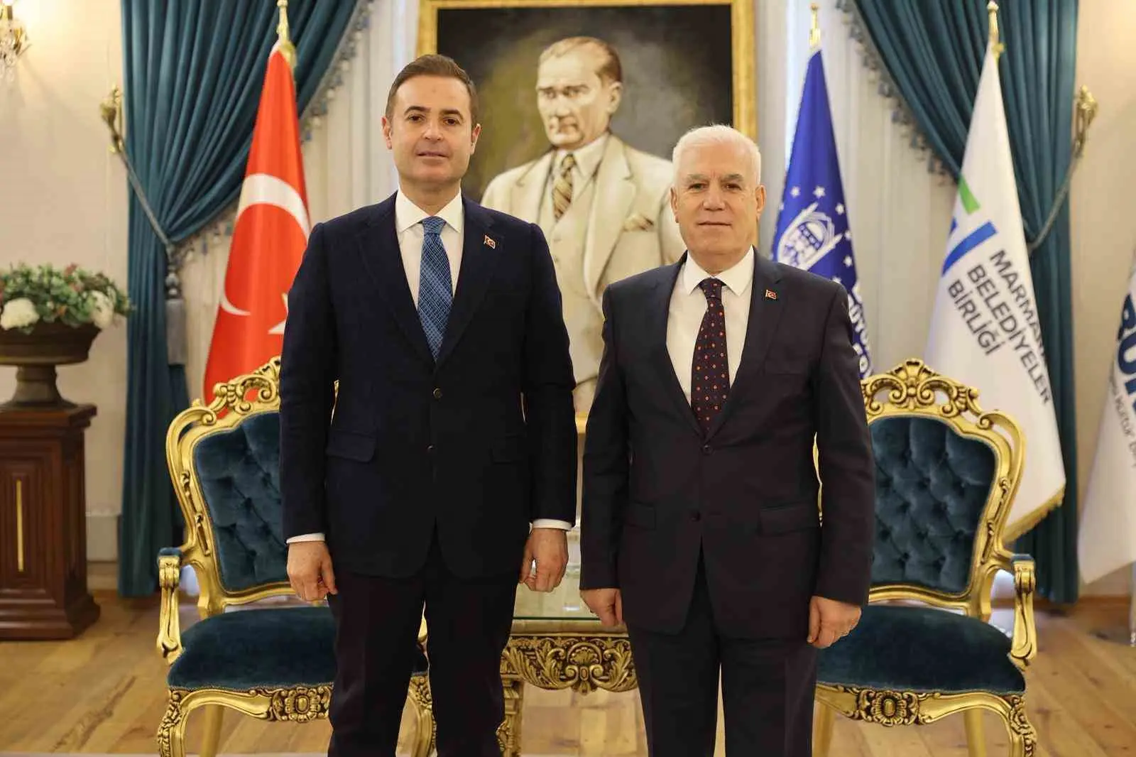 Bursa Büyükşehir Belediye Başkanı Mustafa Bozbey, Balıkesir Büyükşehir Belediye Başkanı