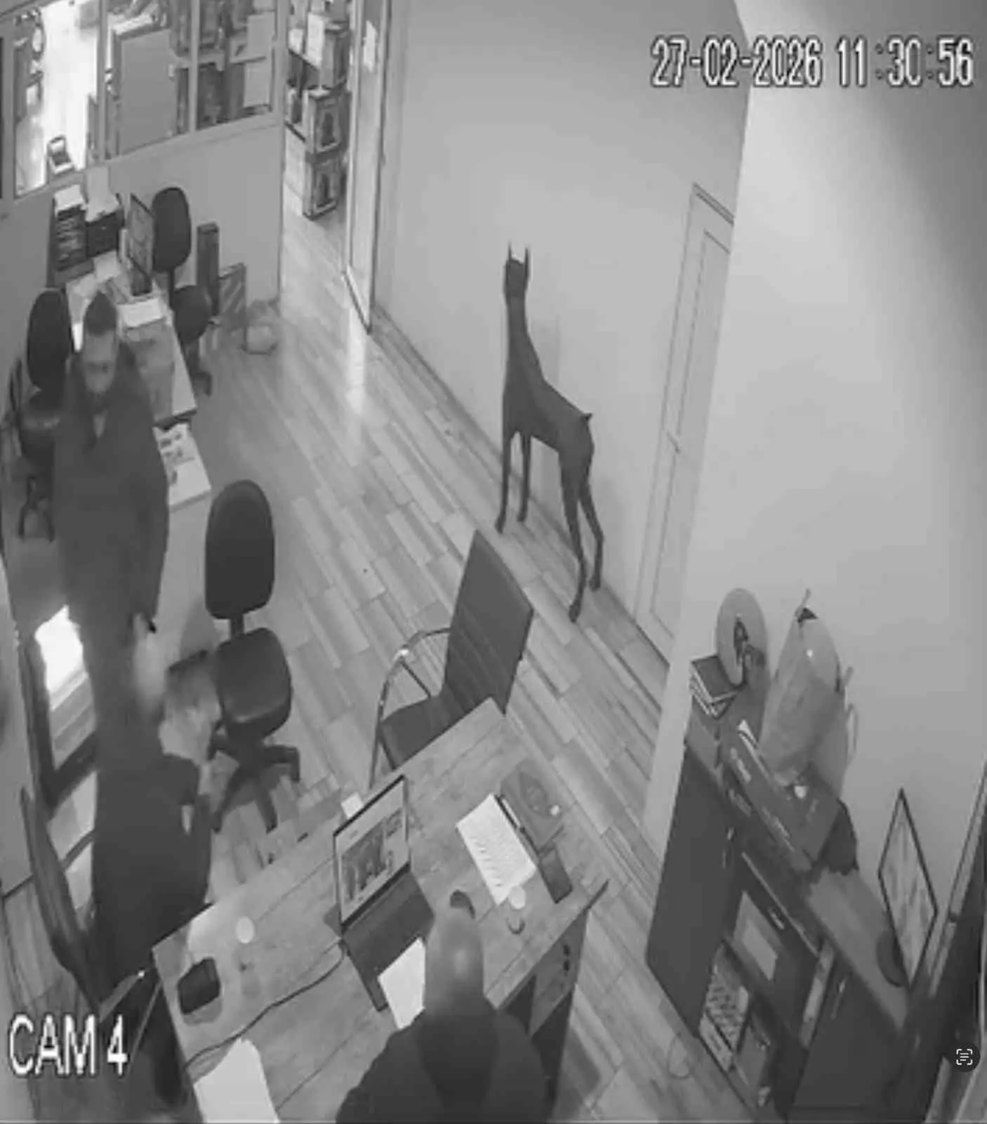 Bursa’da bir iş yerinde meydana gelen olayda, eline kolanya dökülen