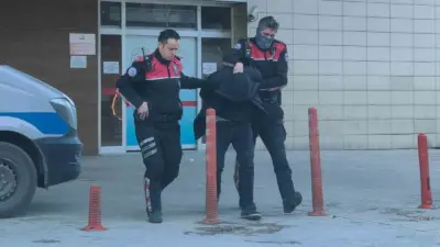 Bursa’nın İnegöl ilçesinde polisin dur ihtarına uymayarak kaçan şahıs, kovalamaca