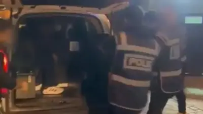 Bursa’nın Osmangazi ilçesinde polis ekiplerince uyuşturucu veya uyarıcı madde imal