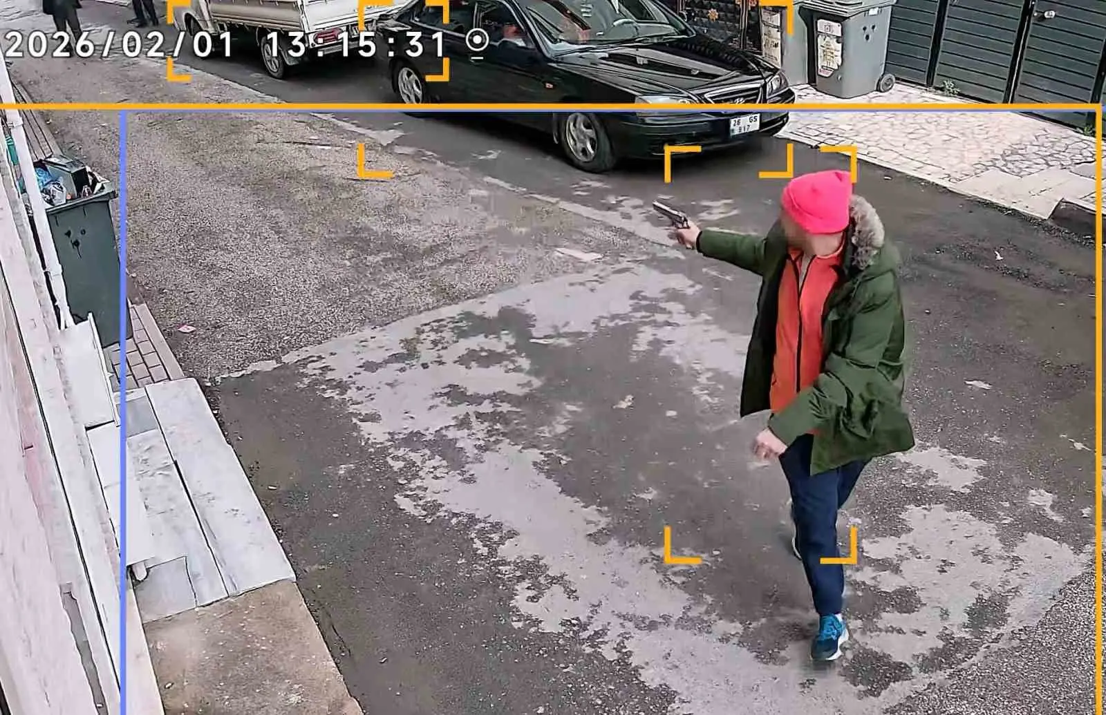 Bursa’nın İnegöl ilçesinde, damadın hem kayınpederine hem kayınbiraderine kurşun yağdırdığı